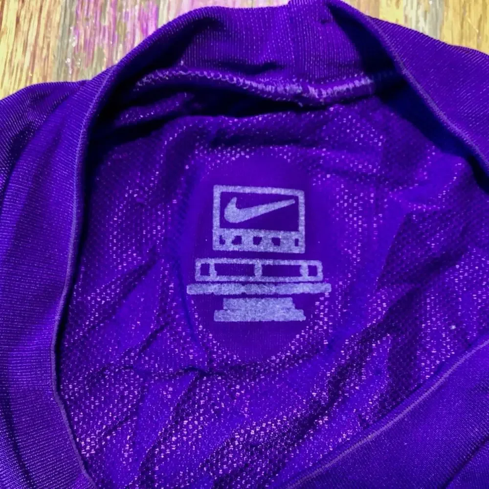 Nike Big Kids' (Boys') Training Top